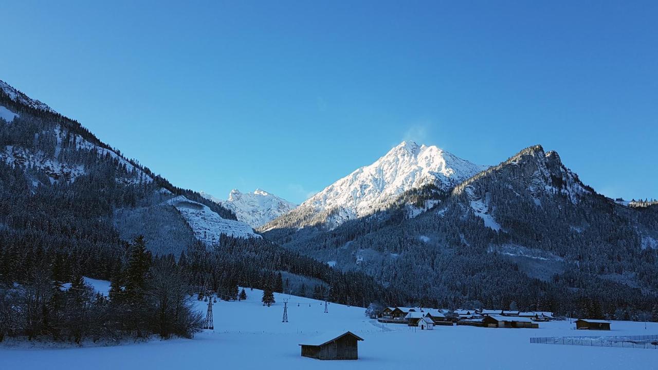 Alpenchalet Vils Tirol 外观 照片