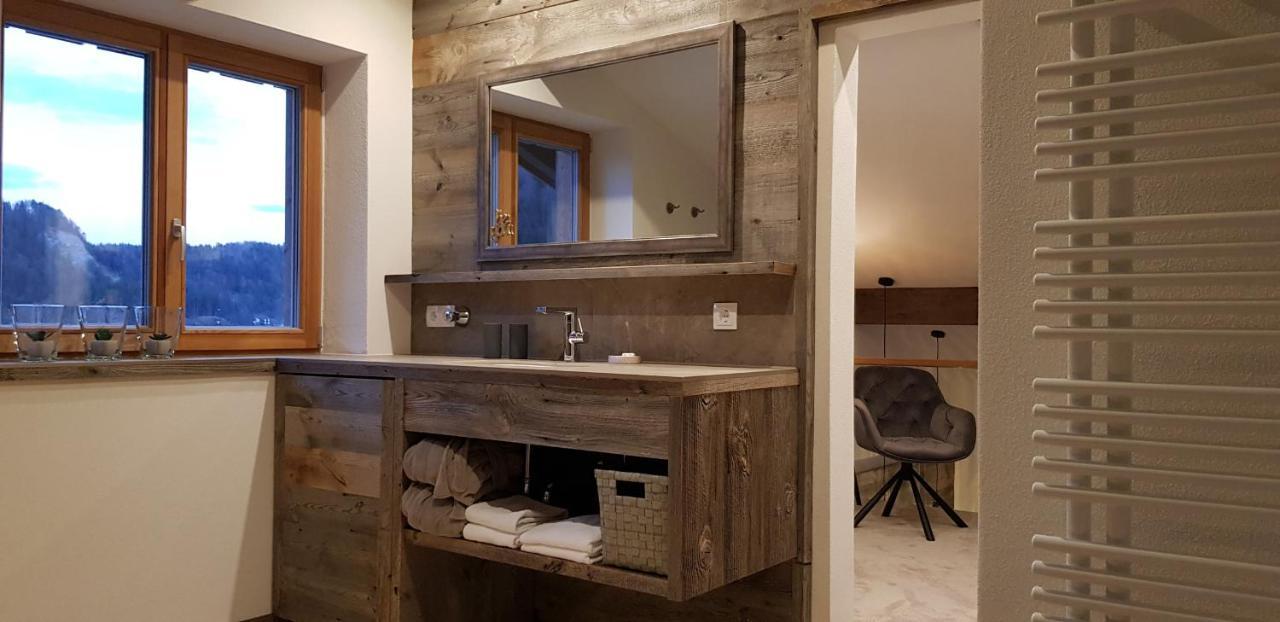 Alpenchalet Vils Tirol 外观 照片