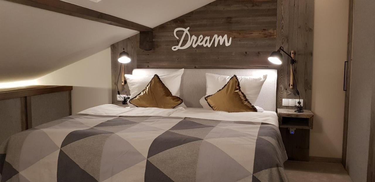 Alpenchalet Vils Tirol 外观 照片