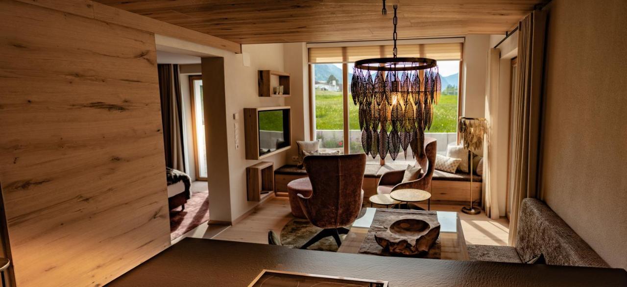 Alpenchalet Vils Tirol 外观 照片